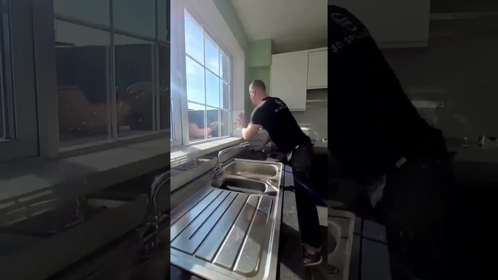 kitchens spalshback installation 1