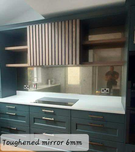 Gold-Splashback