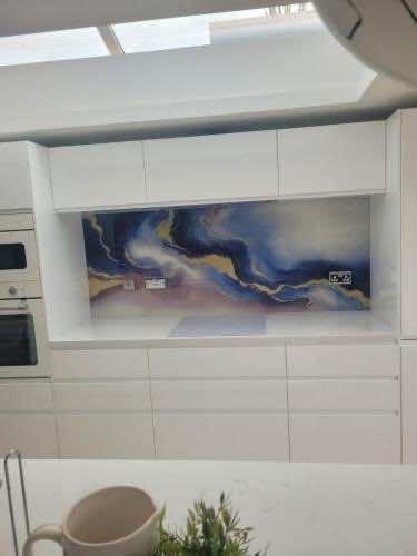 Crystal-Stone-Glass-Splashback-1