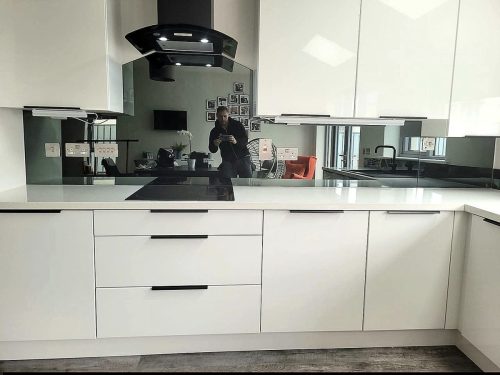 Tinted-Mirror-splashback-glass-kitchen